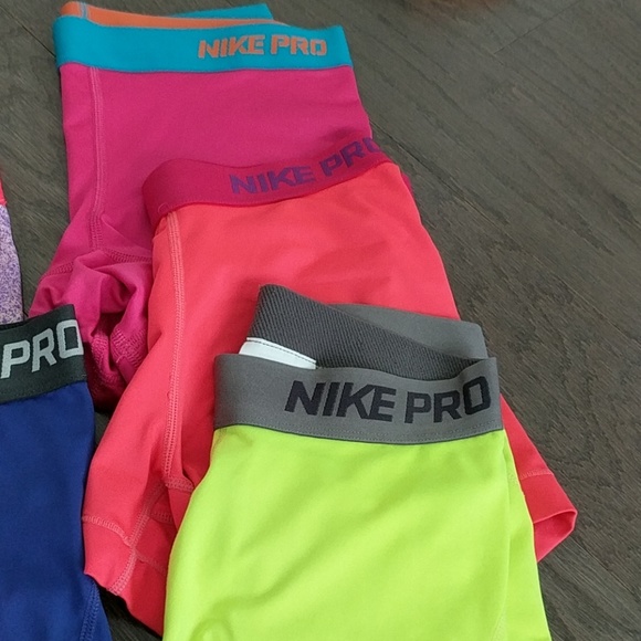 🚫SOLD!! Nike Pro Spandex Shorts - Picture 5 of 5